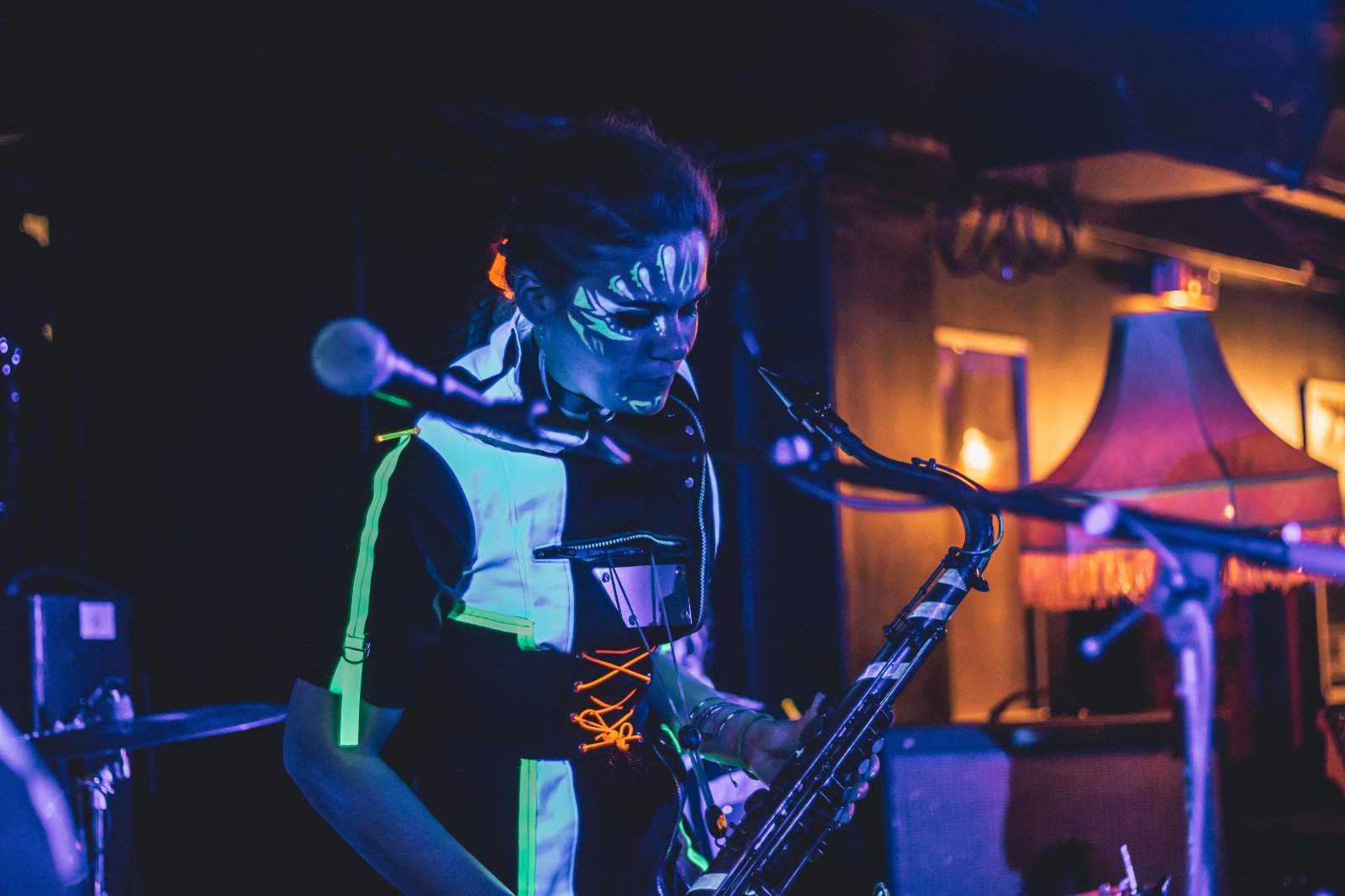 Lety ElNaggar on saxophone, backlit